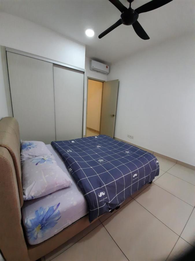 Raffles Suite 1 Bedroom Homestay Skudai Exteriör bild