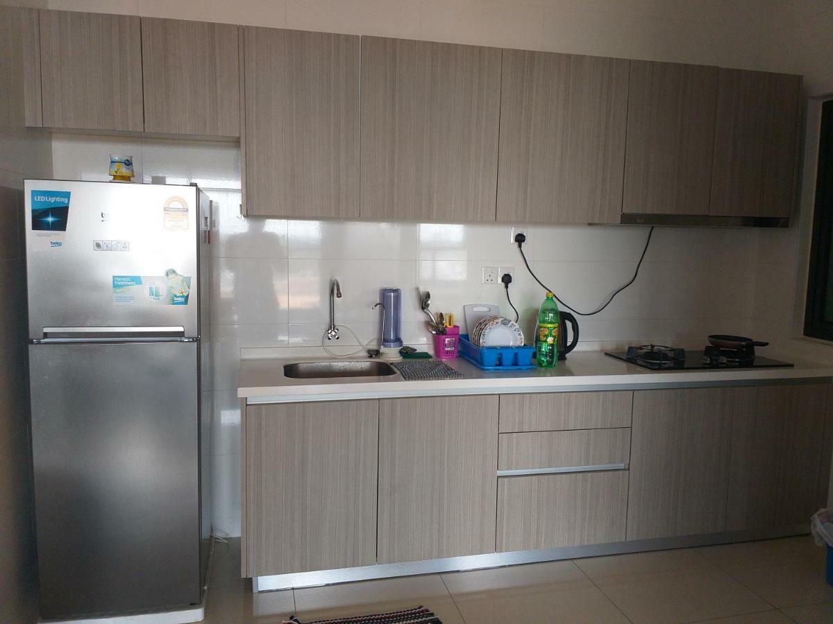 Raffles Suite 1 Bedroom Homestay Skudai Exteriör bild